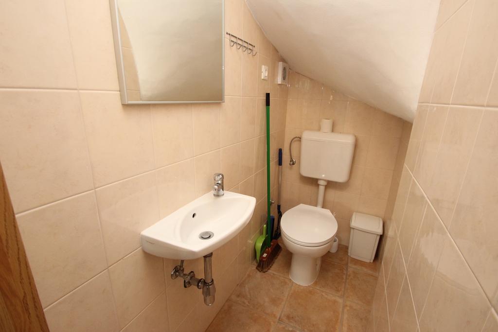 Holiday Home Vinkovic โปเรช ภายนอก รูปภาพ