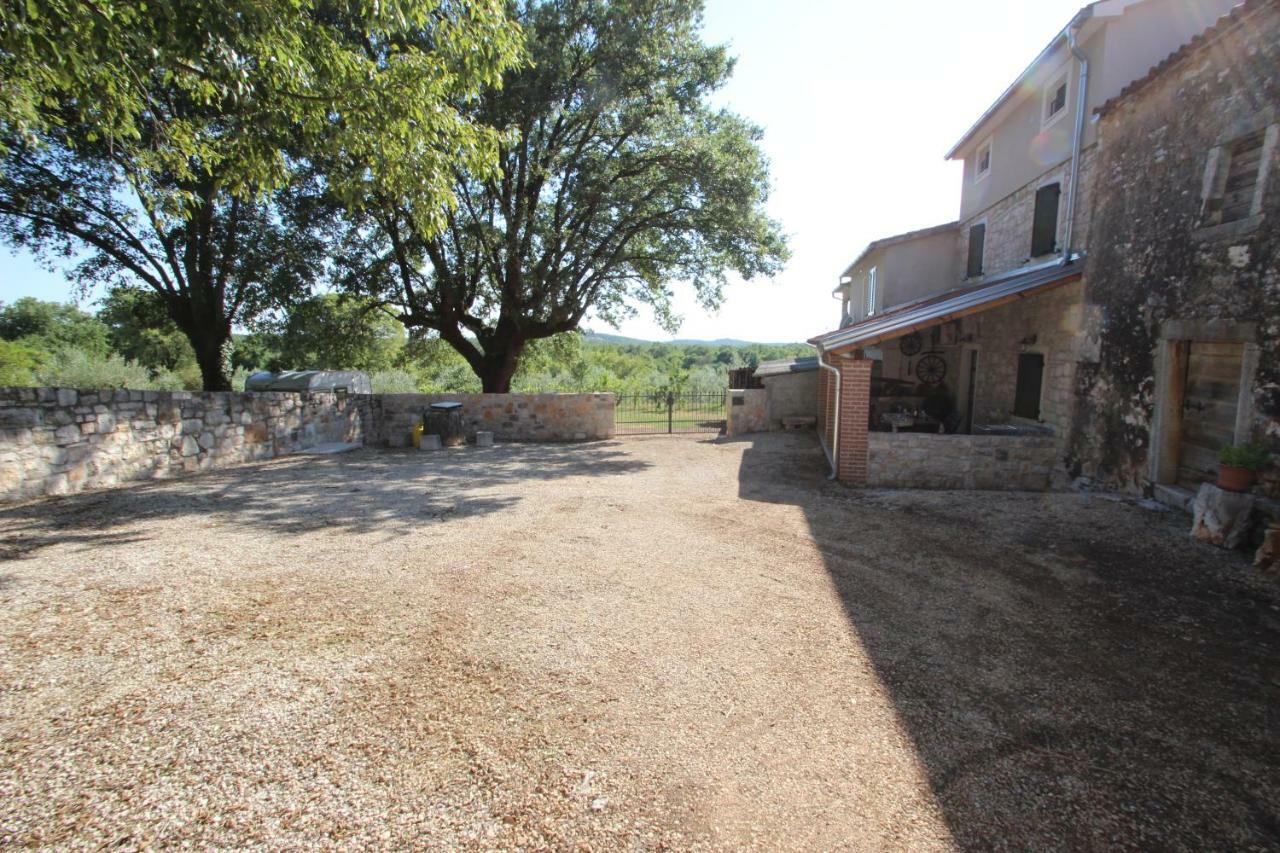 Holiday Home Vinkovic โปเรช ภายนอก รูปภาพ